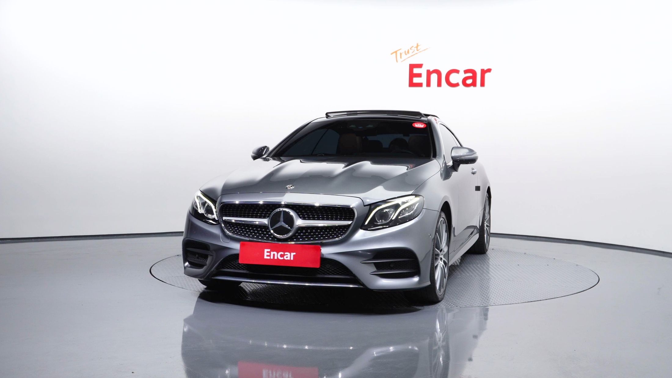MERCEDES BENZ E-CLASS W213 2019