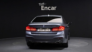 BMW 5-SERIES G30 2017