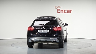 MERCEDES BENZ GLA-CLASS X156 2018