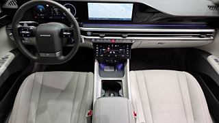 HYUNDAI GRANDEUR GN7 2023