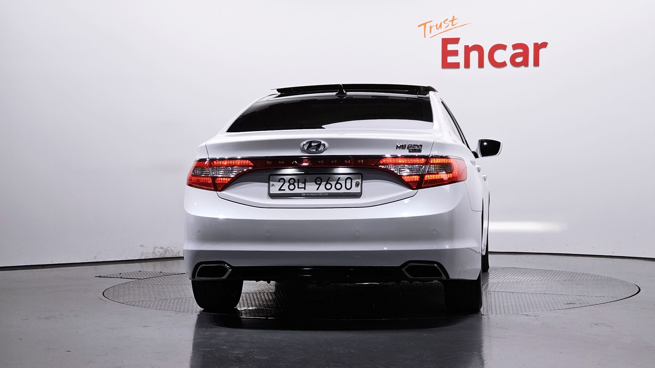 HYUNDAI GRANDEUR HG 2014