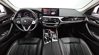 BMW 5-SERIES G30 2020