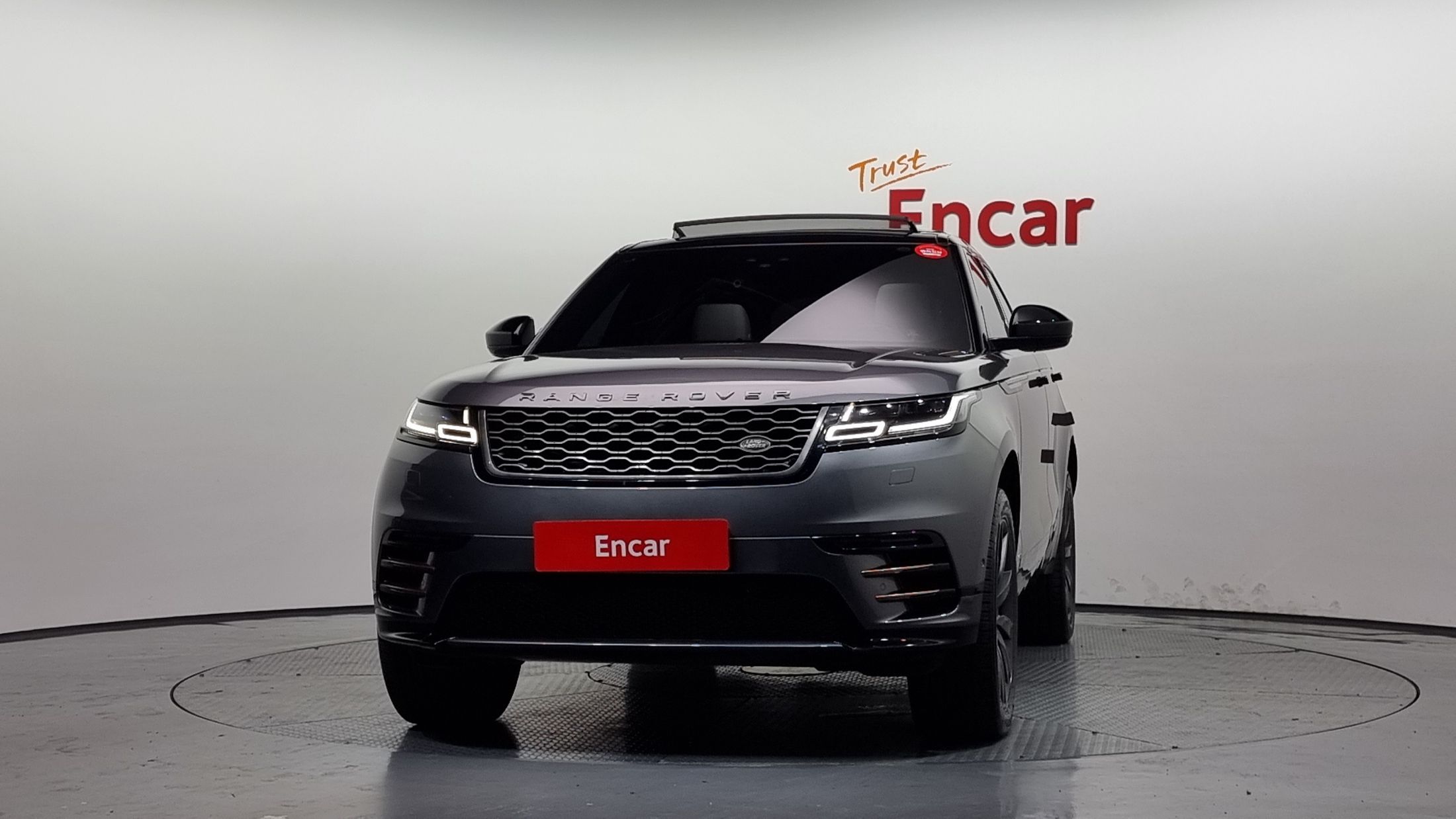 LAND ROVER RANGE ROVER VELAR 2017