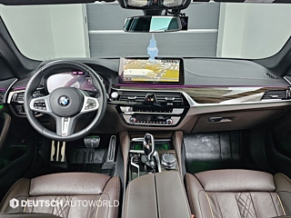 BMW 5-SERIES G30 2022