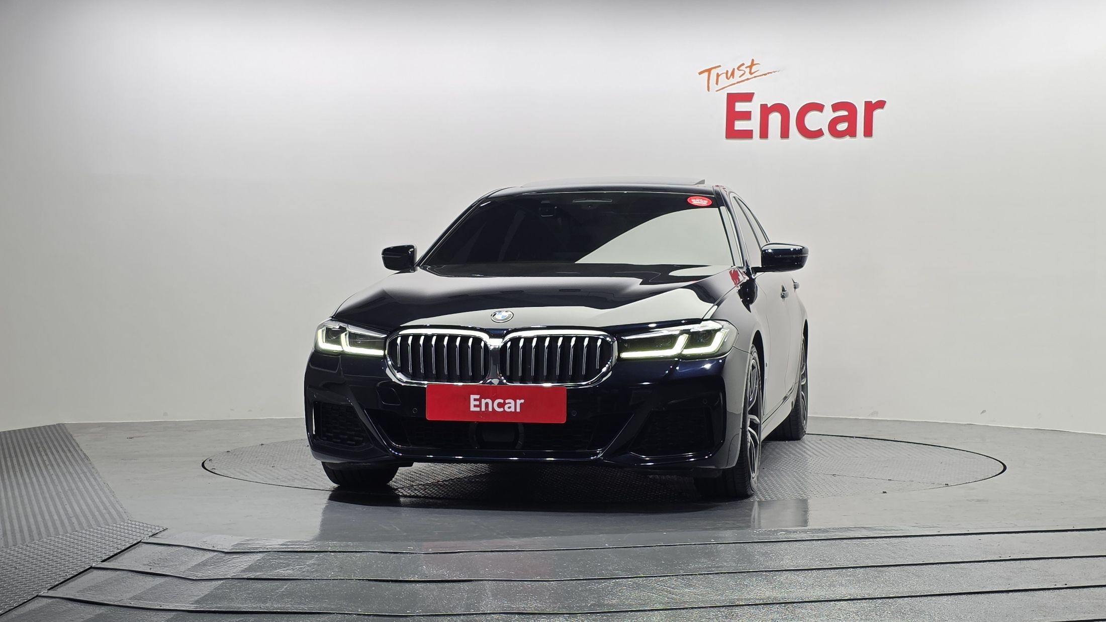 BMW 5-SERIES G30 2022