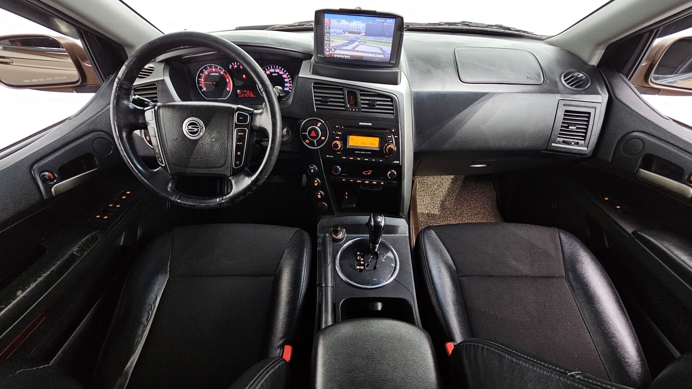 SSANGYONG KORANDO SPORTS 2014