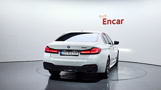 BMW 5-SERIES G30 2023