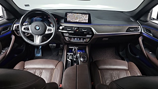 BMW 5-SERIES G30 2020
