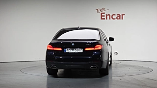 BMW 5-SERIES G30 2022