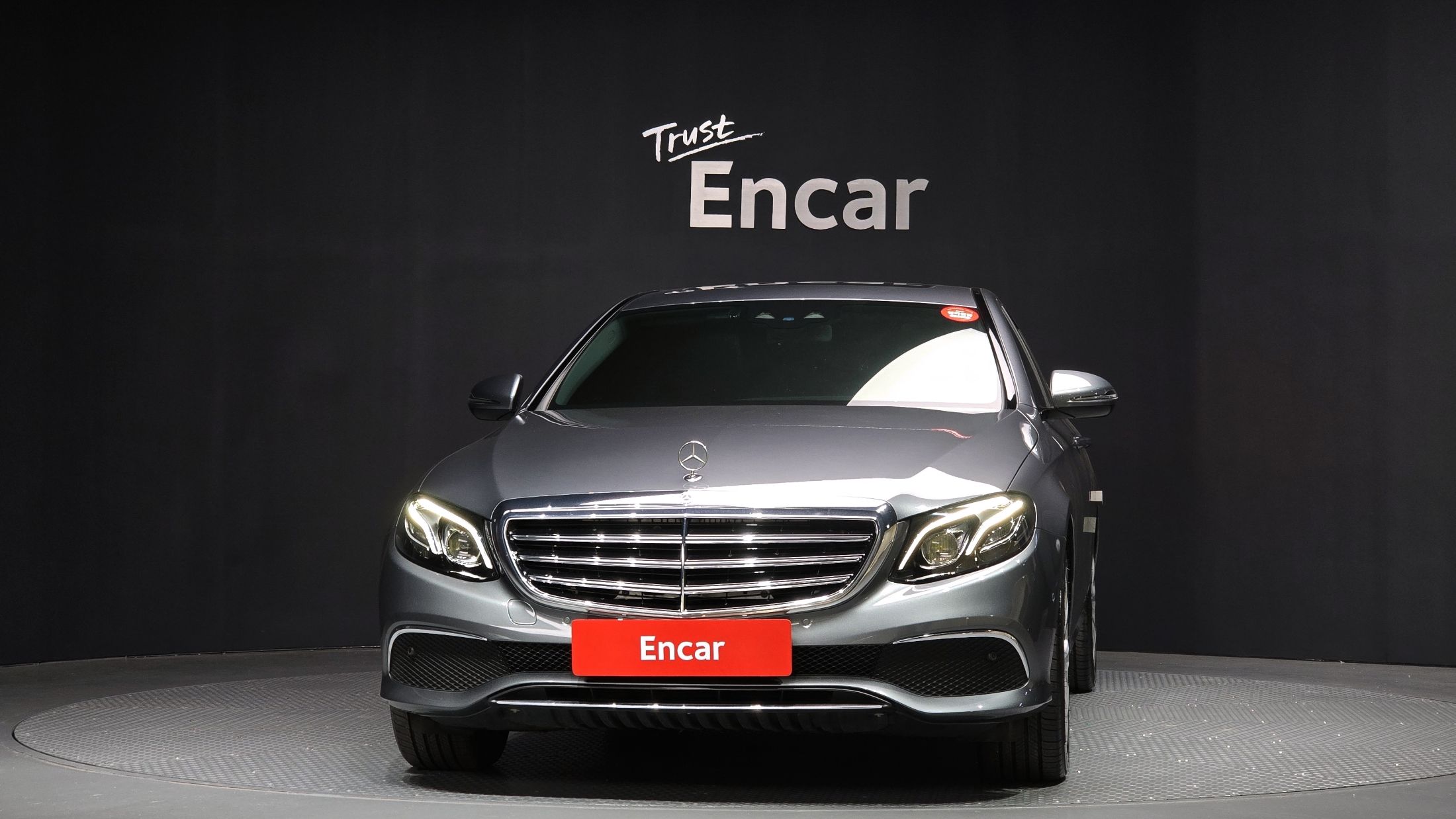 MERCEDES BENZ E-CLASS W213 2017