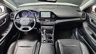 HYUNDAI GRANDEUR IG 2017