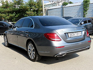 MERCEDES BENZ E-CLASS W213 2020
