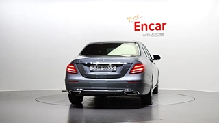 MERCEDES BENZ E-CLASS W213 2019