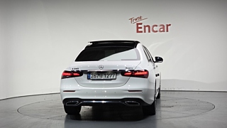 MERCEDES BENZ E-CLASS W213 2020