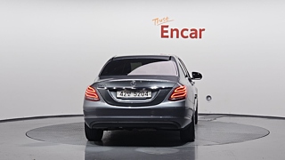 MERCEDES BENZ C-CLASS W205 2018