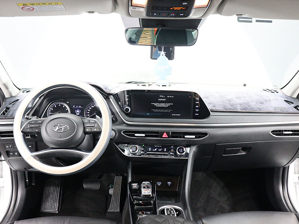 HYUNDAI SONATA DN8 2019