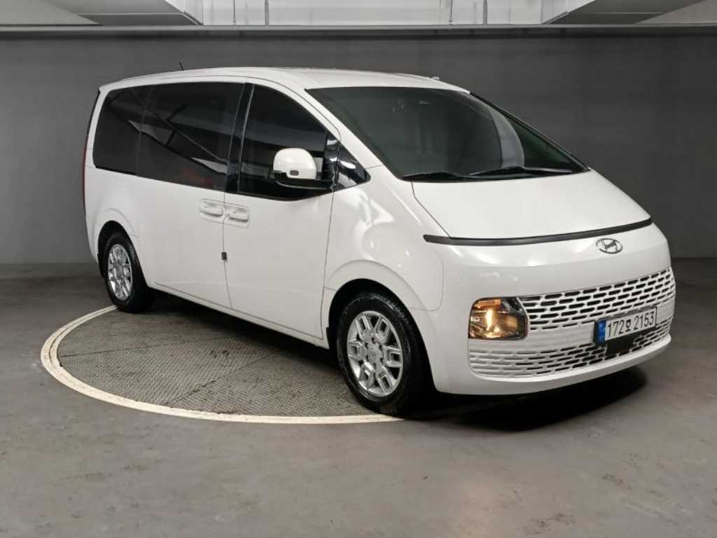 HYUNDAI STARIA 2022