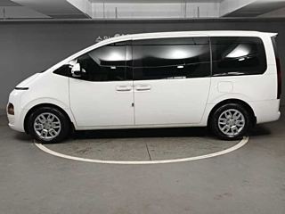 HYUNDAI STARIA 2022