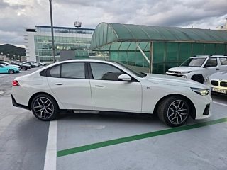 Заказать BMW 5-SERIES G60