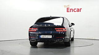 GENESIS G80 RG3 2023