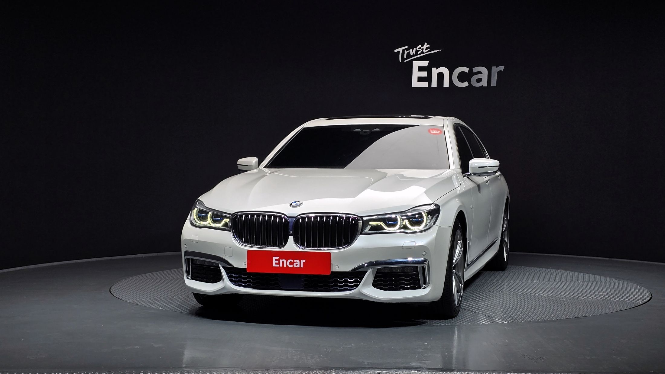 BMW 7-SERIES G11 2017