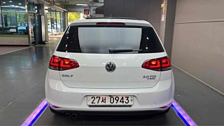 VOLKSWAGEN GOLF 2016