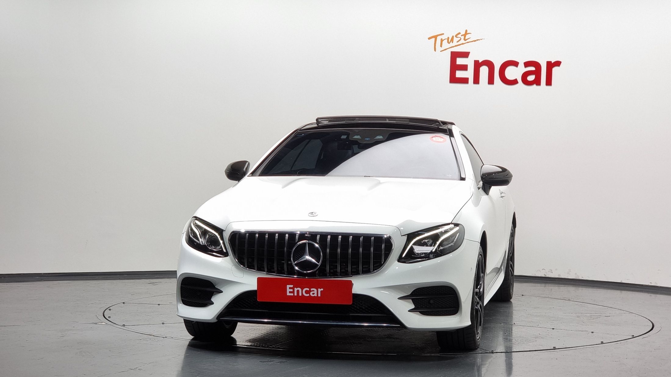 MERCEDES BENZ E-CLASS W213 2019