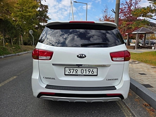 KIA CARNIVAL 2016