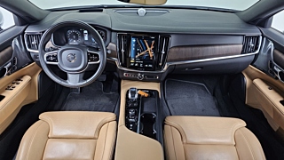 VOLVO S90 2021