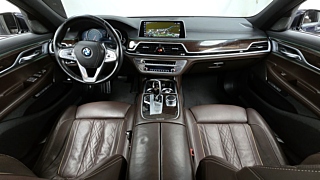 BMW 7-SERIES G11 2016