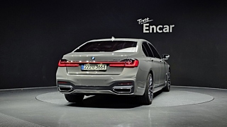 BMW 7-SERIES G11 2021