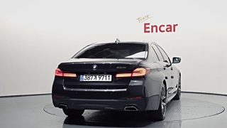 BMW 5-SERIES G30 2020