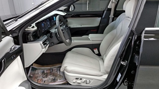 HYUNDAI GRANDEUR GN7 2023