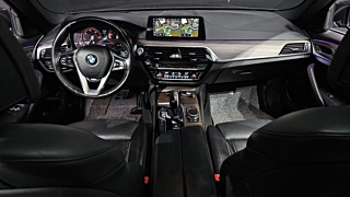BMW 5-SERIES G30 2017
