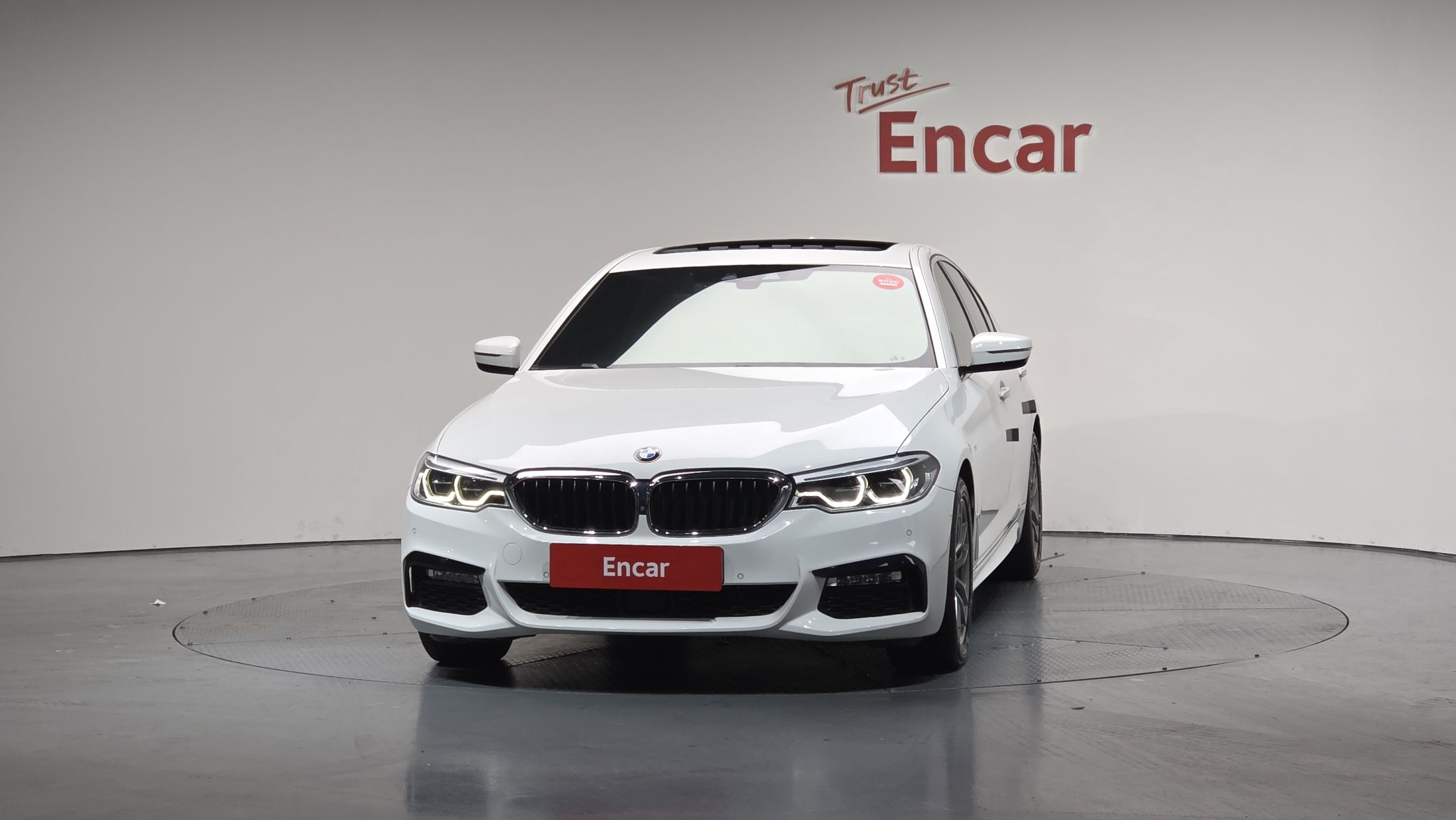 BMW 5-SERIES G30 2018