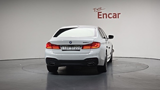 BMW 5-SERIES G30 2018