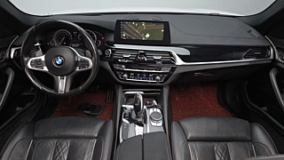 BMW 5-SERIES G30 2018