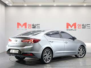 HYUNDAI AVANTE AD 2018