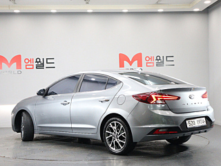 HYUNDAI AVANTE AD 2018