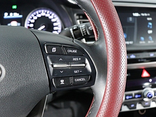 HYUNDAI AVANTE AD 2018