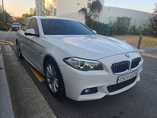 BMW 5-SERIES F10 2016