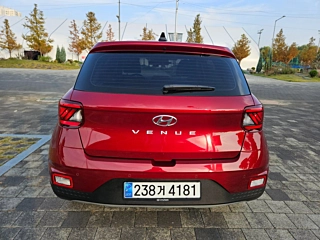 HYUNDAI VENUE 2023