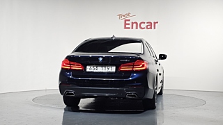 BMW 5-SERIES G30 2018