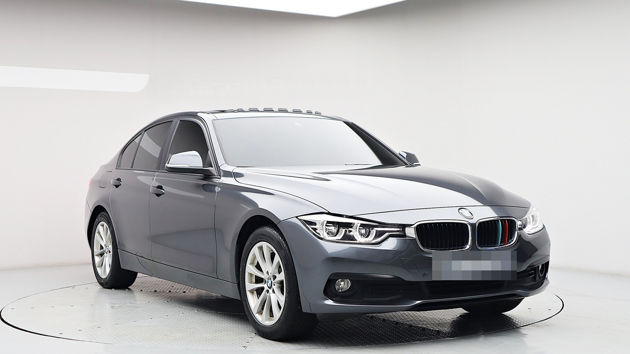 BMW 3-SERIES F30 2017