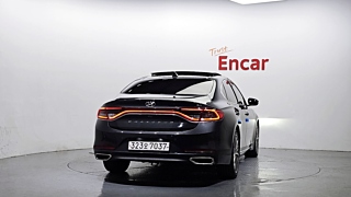 HYUNDAI GRANDEUR IG 2017