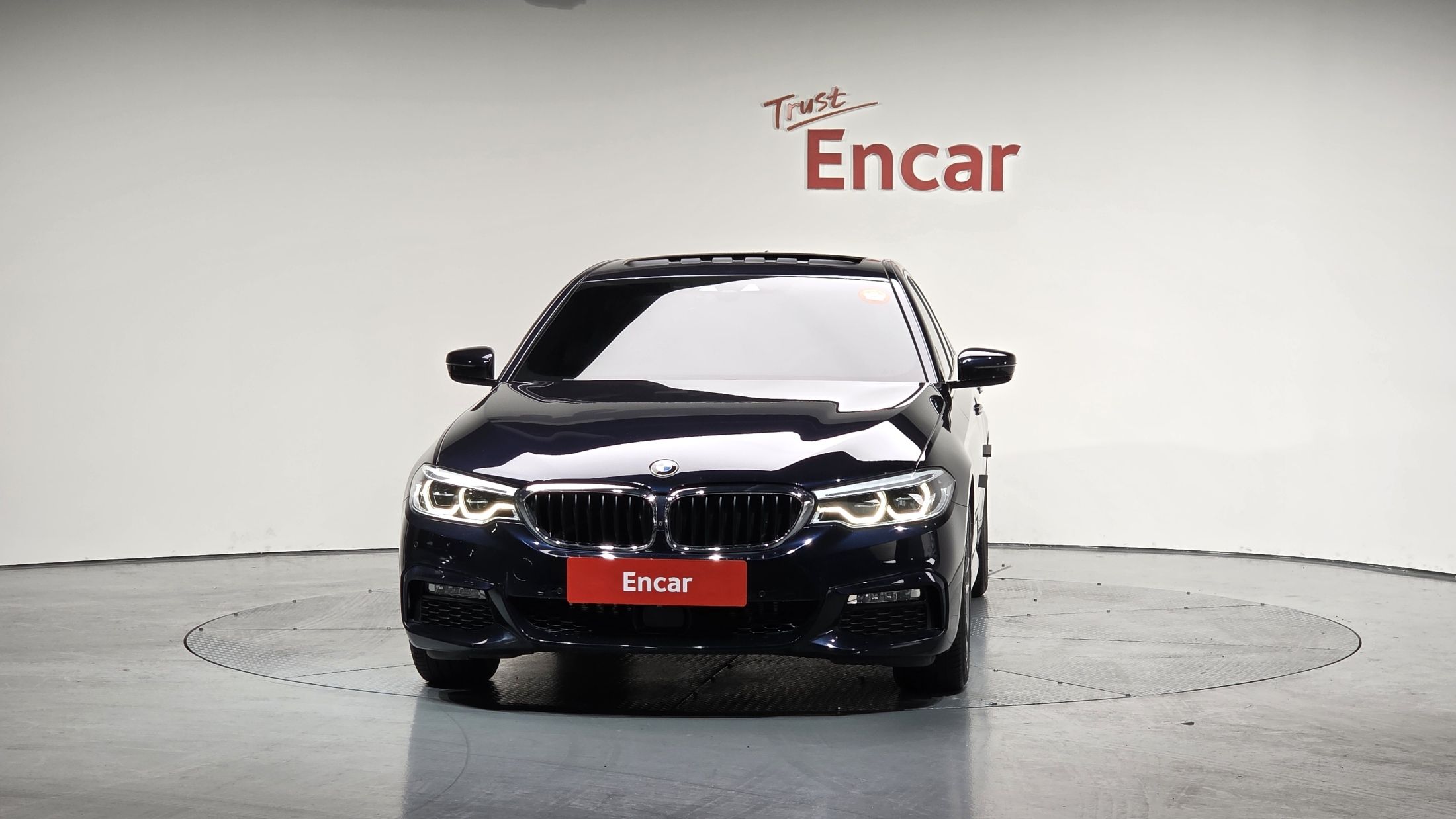 BMW 5-SERIES G30 2017