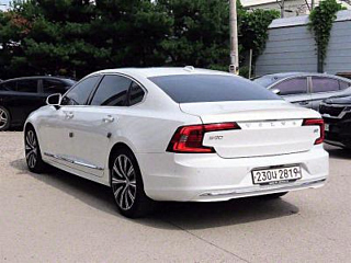 VOLVO S90 2021