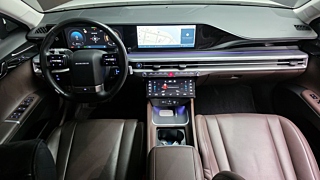 HYUNDAI GRANDEUR HYBRID GN7 2023