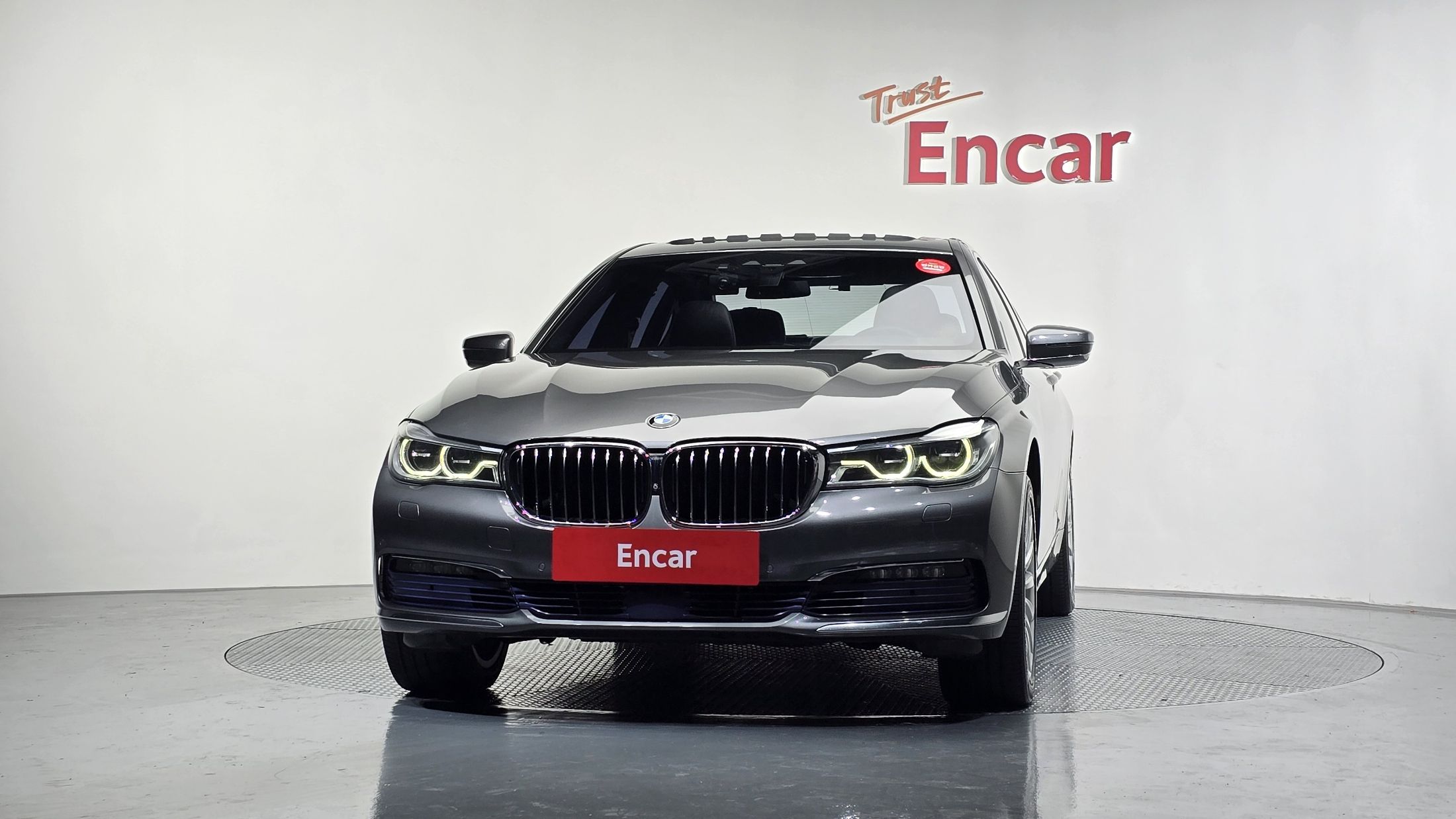 BMW 7-SERIES G11 2016