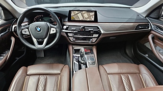 BMW 5-SERIES G30 2020